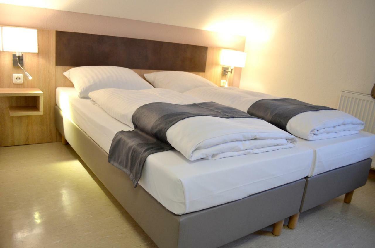 Hana Aparthotel Barsbuttel ภายนอก รูปภาพ